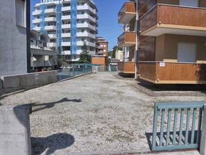 Property grounds - Holiday apartment mit Klimaanlage und Balkon (Lignano Sabbiadoro)