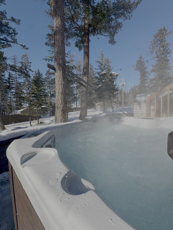 Bain à remous extérieur
