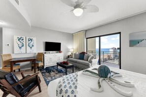 Tabla de planchar con plancha, wifi gratis y ropa de cama 