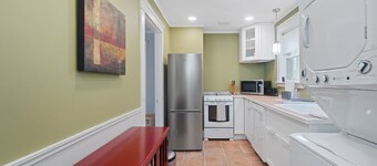 Weymouth Hill Station. Hillside cottage retreat with water views