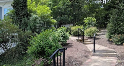 Weymouth Hill Station. Hillside cottage retreat with water views