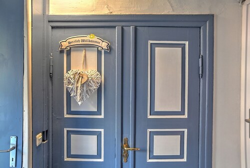 fewo1846 - "Unsere Blume" / charming 2-room apartment with balcony and harbor view