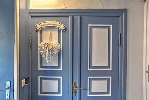 Interior - fewo1846 - "Unsere Blume" / charming 2-room apartment with balcony and harbor view (Flensburg)