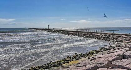 The Mark at Surfside, Apt. 2