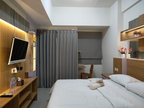 1 slaapkamer, een bureau, geluiddichte muren, gratis wifi
