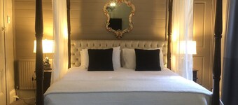 1890's Heritage Guesthouse, oozing with character and charm