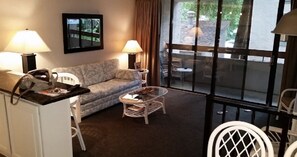 Unclassified image, 5 of 48, button - Sea Crest - 1BR/1.5BA with Loft - Great Location! (Hilton Head Island)