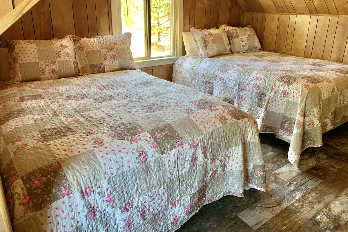 Grand Cabin