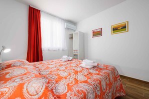 1 Schlafzimmer, Reisekinderbett, Internetzugang