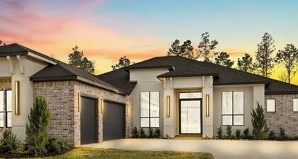 Luxury Smart Home Less Than A Hour From Houston