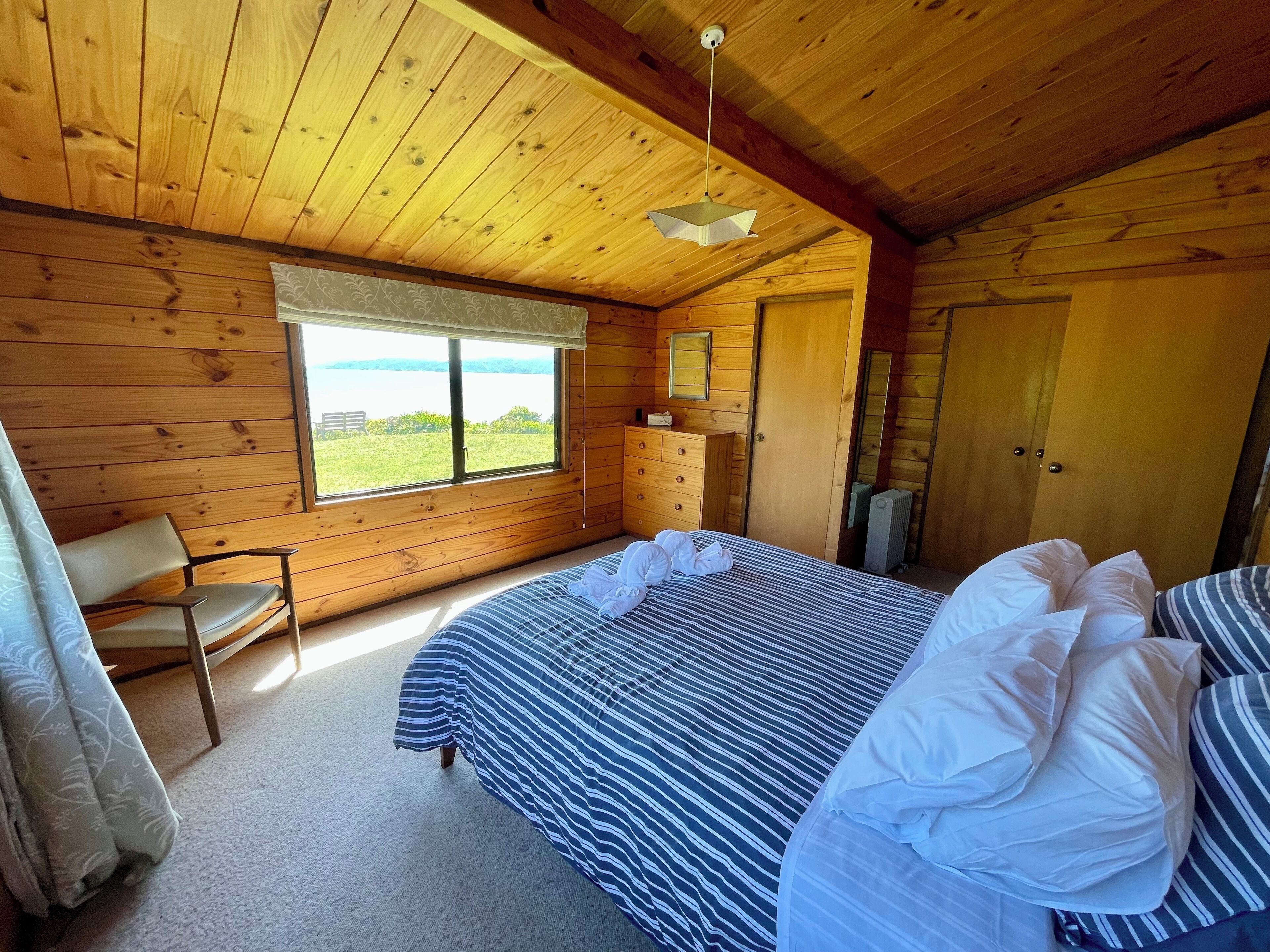 4 chambres, lit parapluie, Wi-Fi, draps fournis