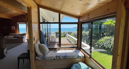 Absolute beachfront Raumati