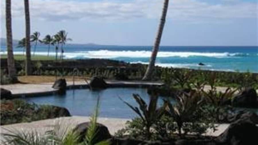 Luxury Beach Front Villa - Kolea