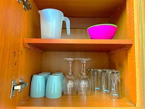Fridge, microwave, oven, stovetop - Homely apartment 2 (Kisumu)