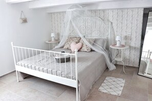 2 室のベッドルーム、アイロン / アイロン台、旅行用ベビーベッド、WiFi (無料)