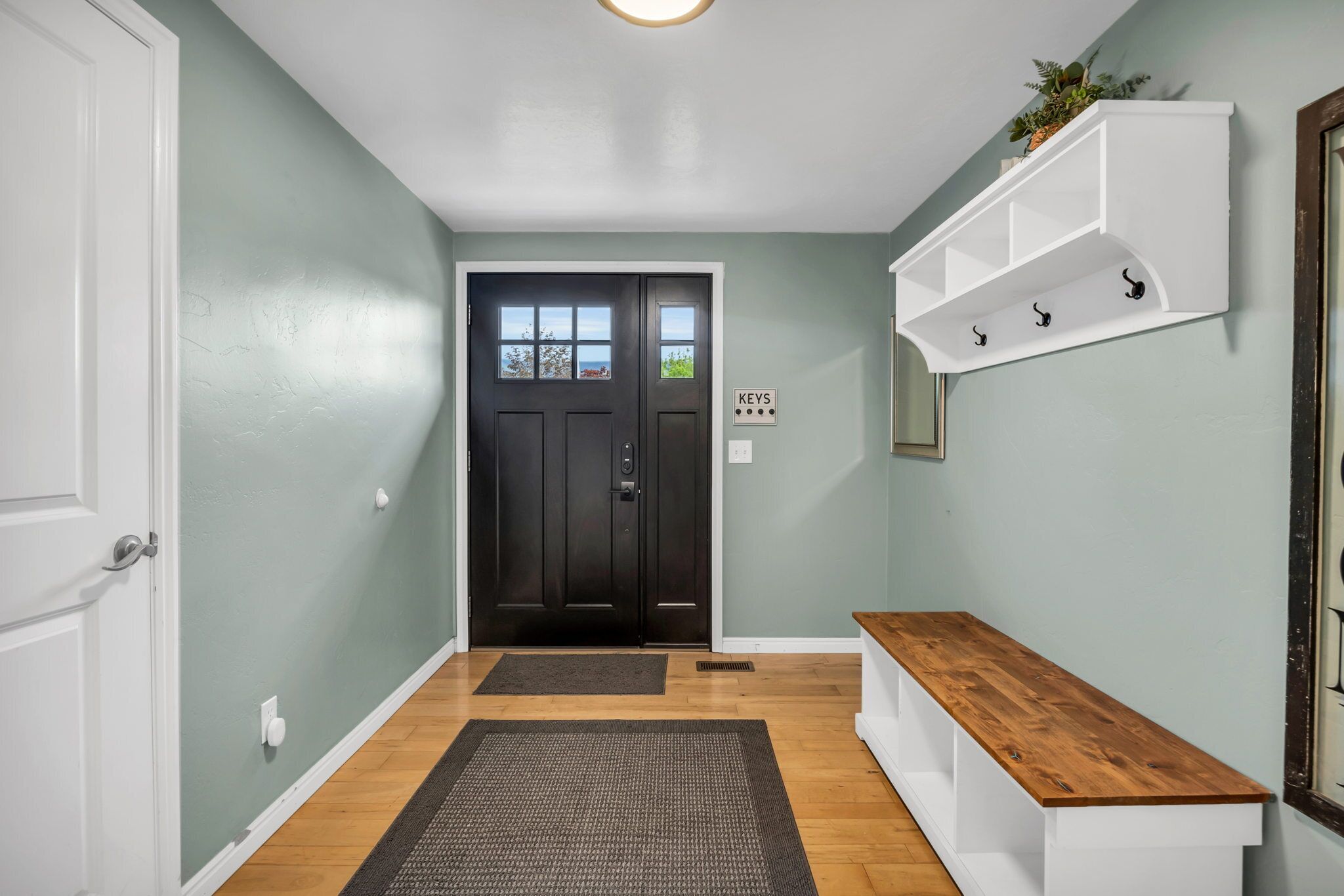 المنشأة من الداخل