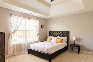 5 bedrooms, desk, iron/ironing board, free WiFi