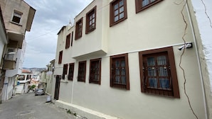 Exterior - Düsseldorf Pansiyon (Kusadasi)