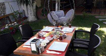 Düsseldorf Pansiyon