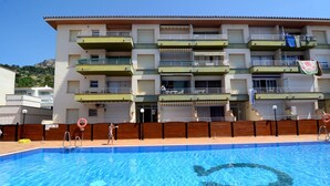 Pool - OMEGA 5 1-D (Estartit)
