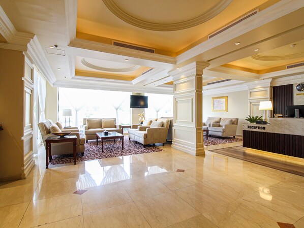 Reception - Lotaz Hotel (Jeddah)