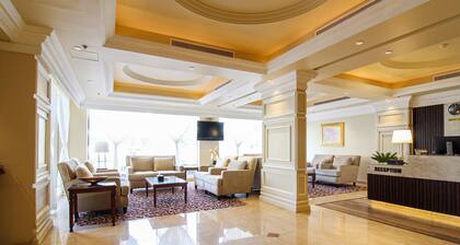 Lotaz Hotel