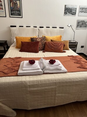 1 chambre, bureau, fer et planche Ă repasser, accĂšs au Wi-Fi (inclus)