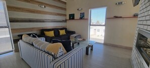 Televisie, boeken en een stereo