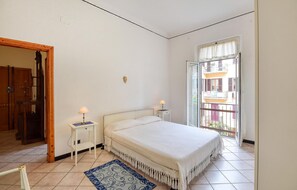 2 bedrooms, iron/ironing board, travel crib, free WiFi - 2 bedroom lovely apartment in Chiavari (Chiavari)