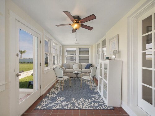 ?? Seashell Cottage | Charming Oceanfront Retreat in St. Augustine Beach