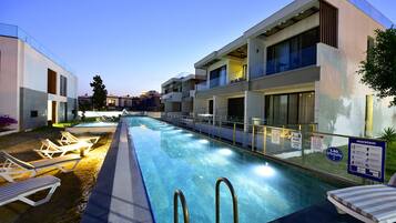 Front of property – evening/night