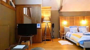 1 camera, insonorizzazione, Wi-Fi gratuito, lenzuola