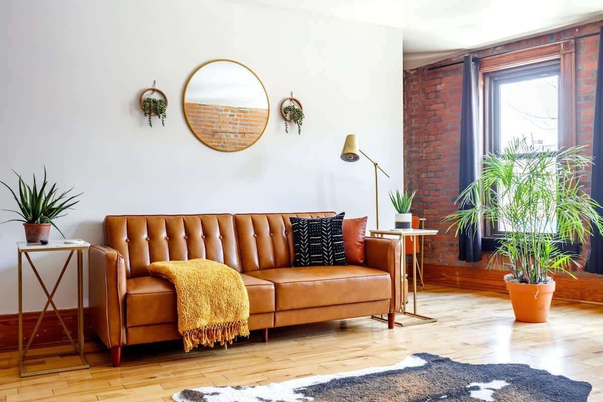 Smart TV, stereo, offices