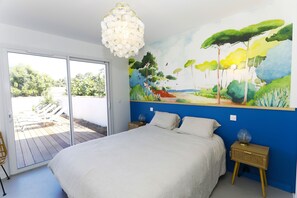 5 Schlafzimmer, Schreibtisch, schallisolierte Zimmer