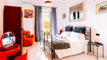 2 chambres, fer et planche Ă repasser, Wi-Fi gratuit, draps fournis