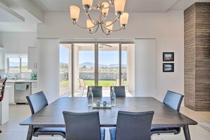 Dining - Upper Valley El Paso Home w/ Hiking Access On-Site (El Paso)