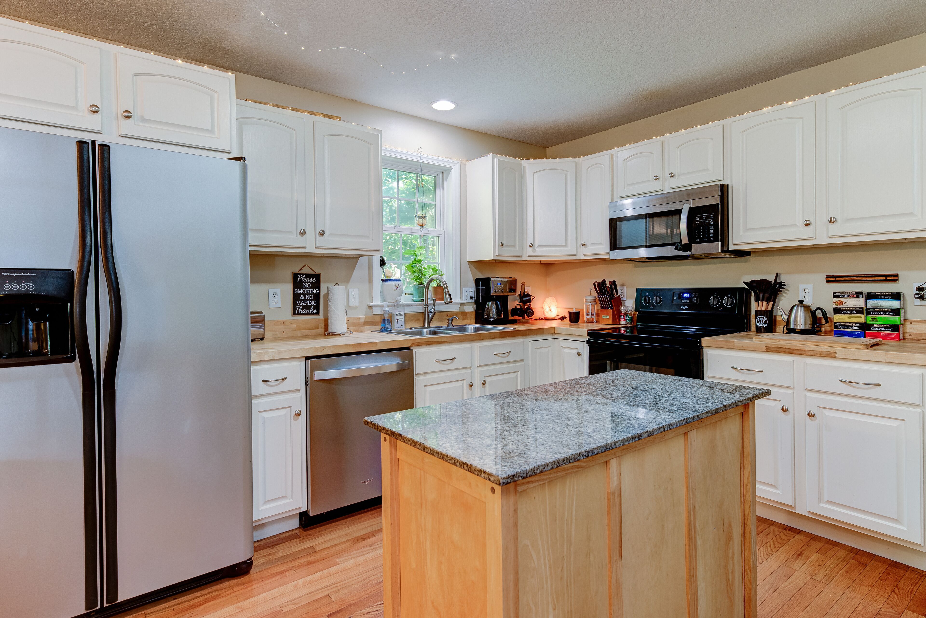 冰箱、微波炉、炉灶、洗碗机