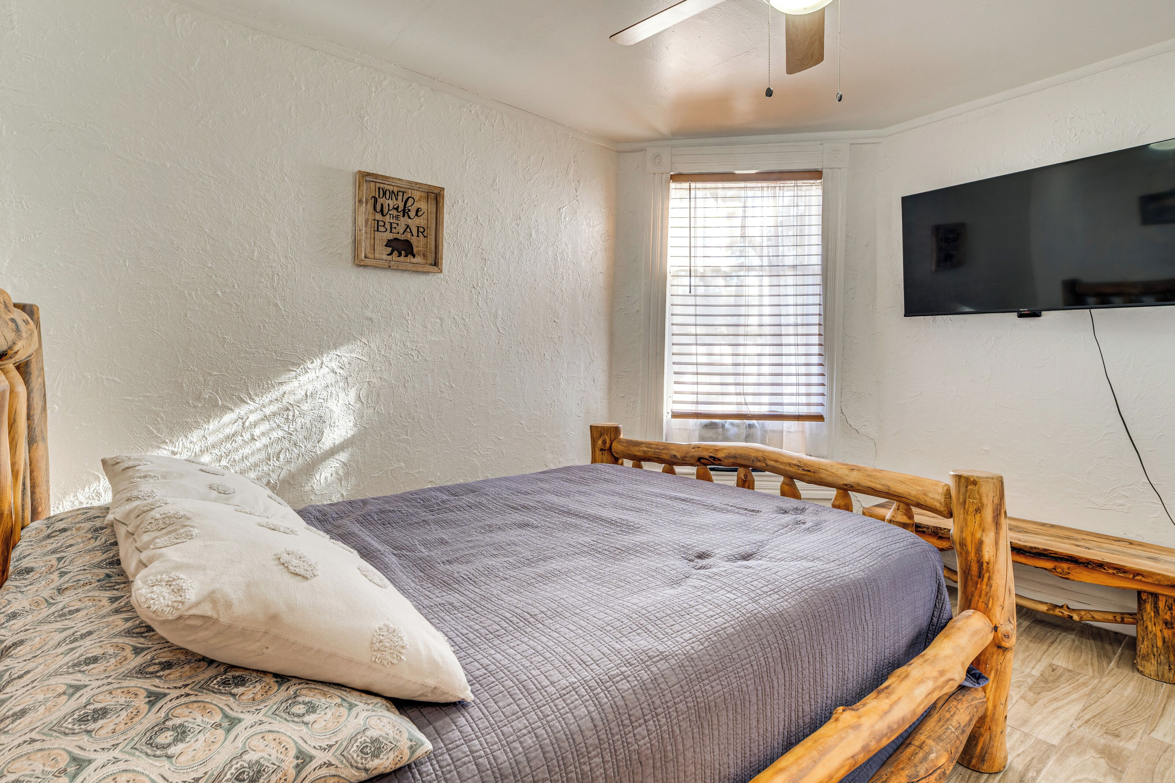 1 bedroom, iron/ironing board, Internet, bed sheets