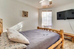 1 soverom, strykejern/-brett, internettilgang og sengetøy