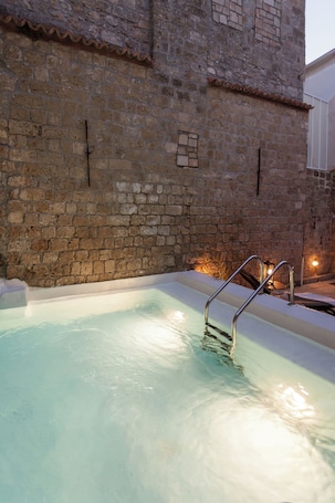 Premium Suite | Private pool