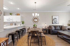 Tradisjonell leilighet | Spiseområde på rommet