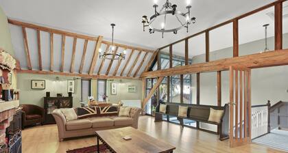 Chestnut Barn Runham 1880's Barn Conversion