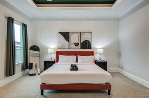4 室のベッドルーム、アイロン / アイロン台、WiFi、ベッドシーツ