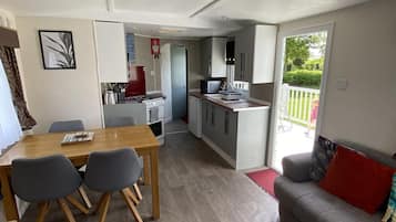 House, Multiple Beds | Living room