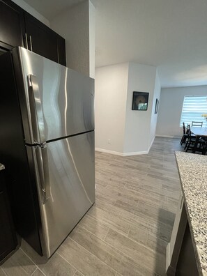 Interior - Treasure Coast Retreat 3 bedroom duplex home (PORT ST LUCIE)