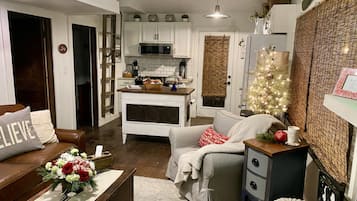 Smart TV y chimenea