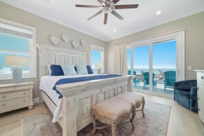 7 bedrooms, free WiFi, bed sheets - Crews Quarters by GSVR | Beachfront Home w/ Expanded Pool & Porch + FREE Activities/Golf (Gulf Shores)