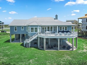 Exterior - The Blue Pete - Book 7 nights and get the last night free (Galveston)