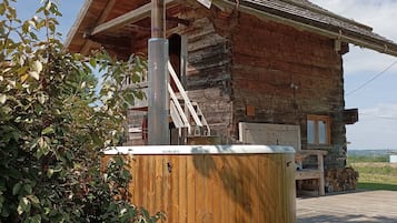 Outdoor spabad