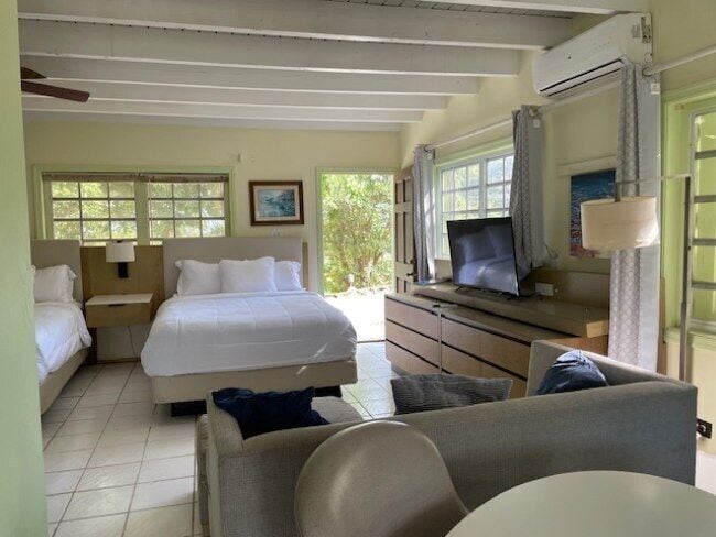 Premium bedding, pillowtop beds, in-room safe, individually decorated